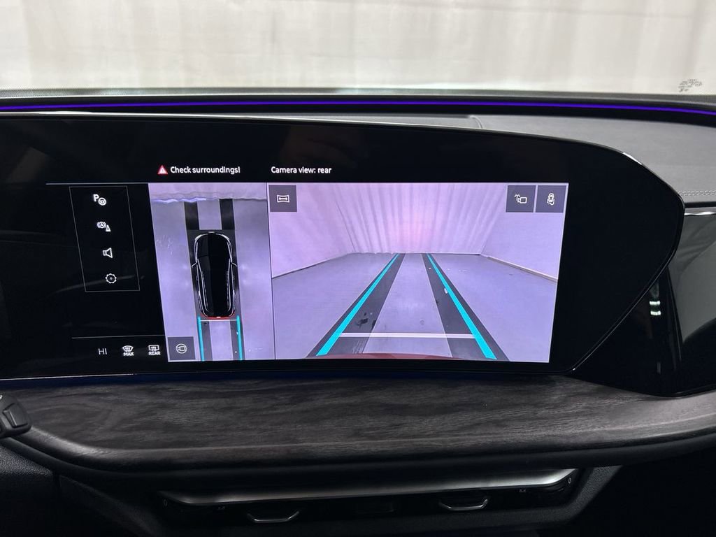 2025 Audi New Q5 Premium Plus - Photo 16