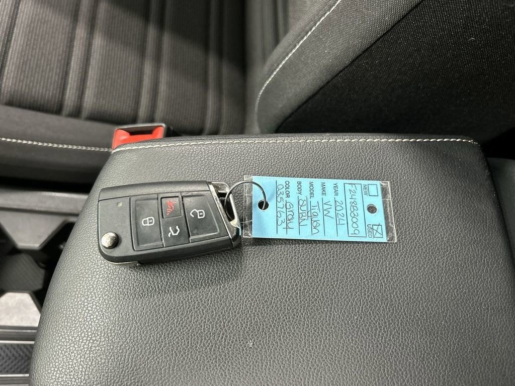 2024 Volkswagen Tiguan S - Photo 12