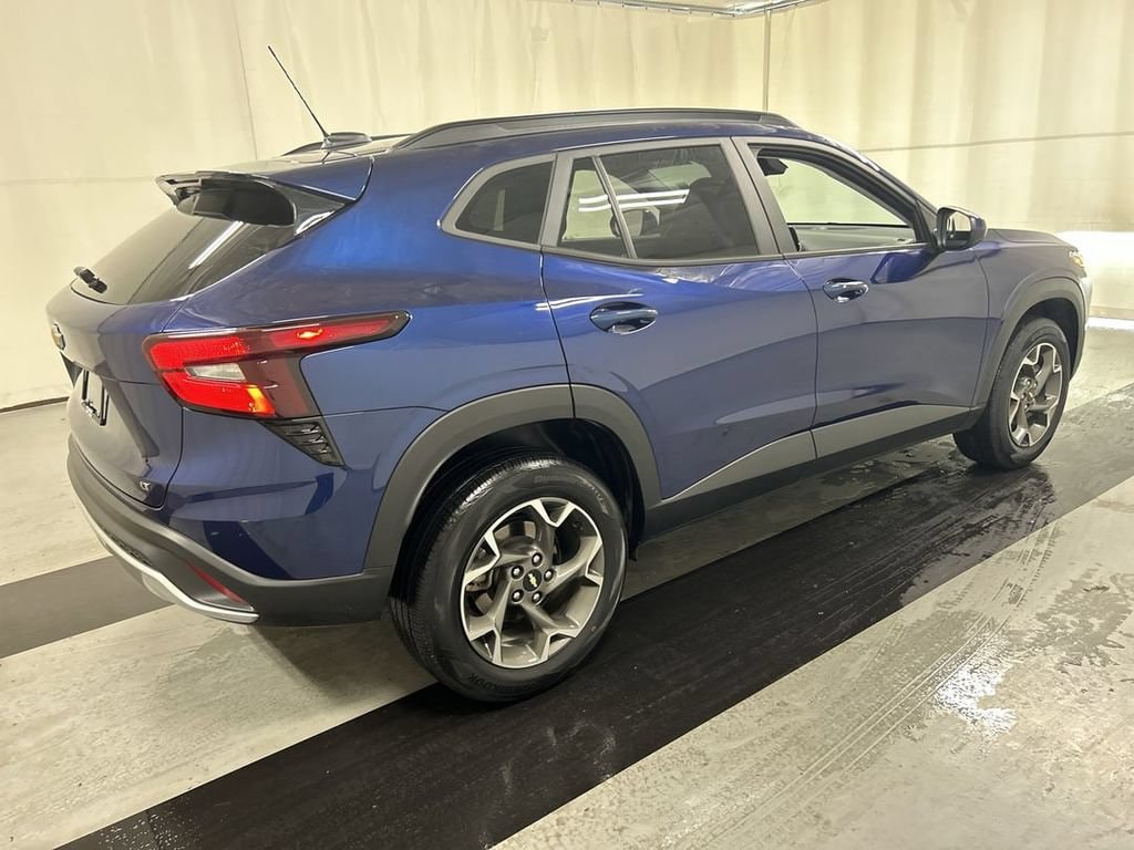 Used 2024 Chevrolet Trax LT SUV