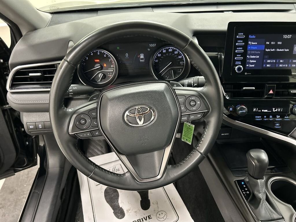 Used 2022 Toyota Camry SE AWD Sedan