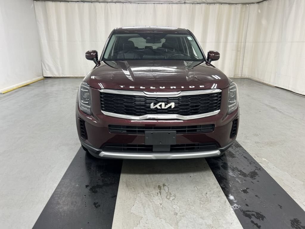 Used 2022 Kia Telluride LX SUV
