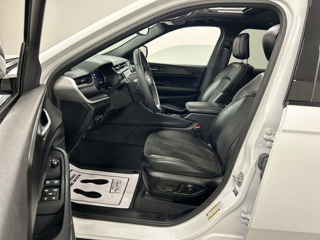 2023 Jeep Grand Cherokee L Altitude - Photo 9