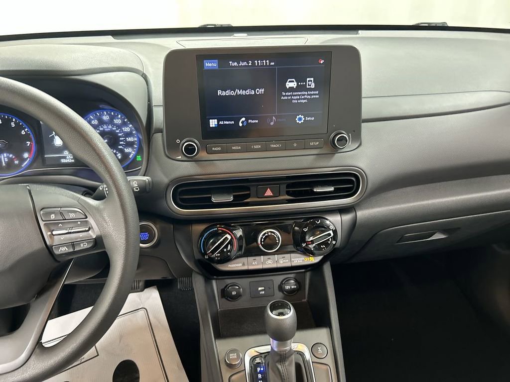 2022 Hyundai Kona SEL - Photo 18