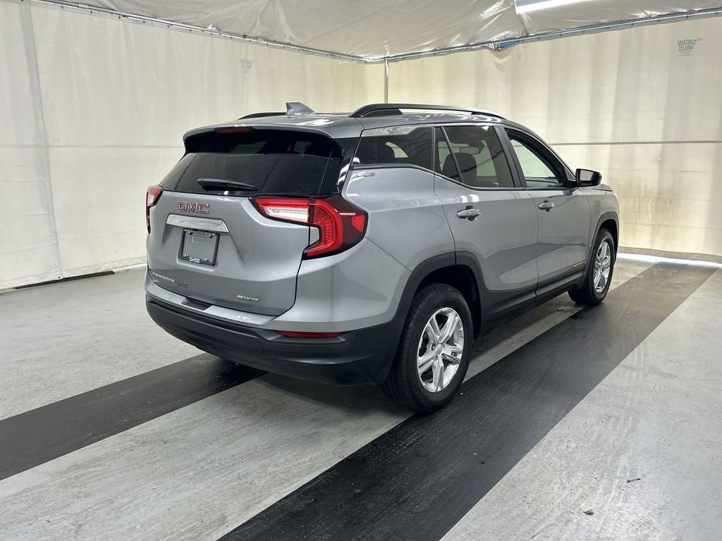 Used 2023 GMC Terrain SLE SUV