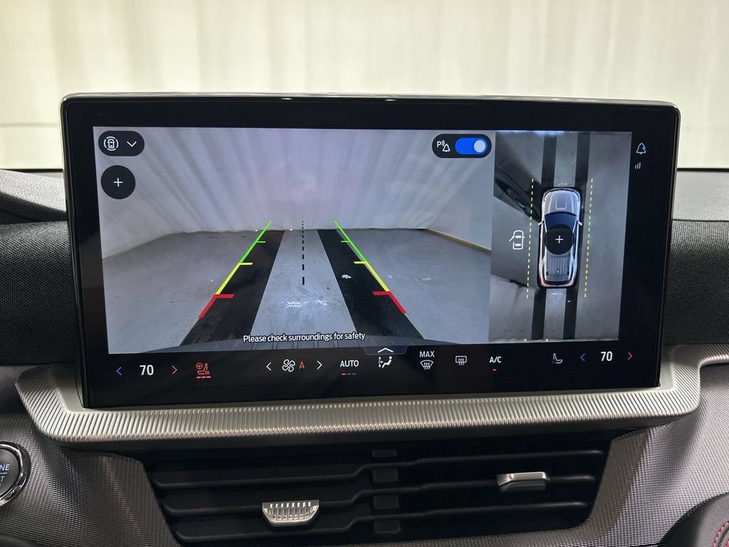 2025 Ford Explorer ST - Photo 15