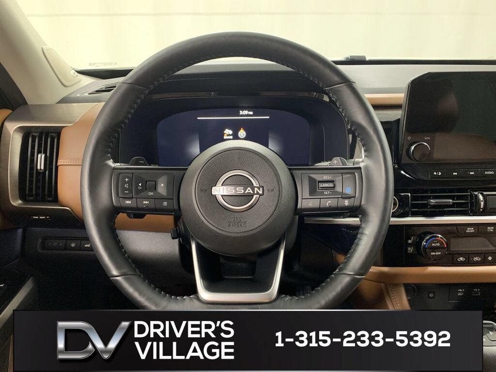 Used 2023 Nissan Pathfinder Platinum 4WD SUV