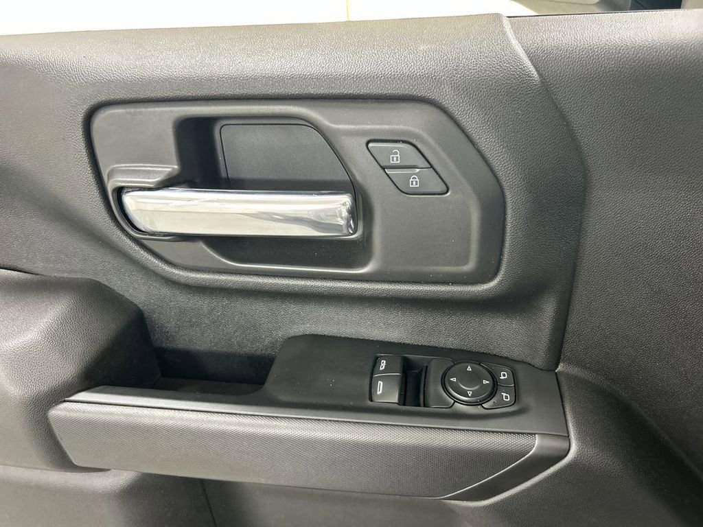 2024 GMC Sierra 2500HD Pro - Photo 11