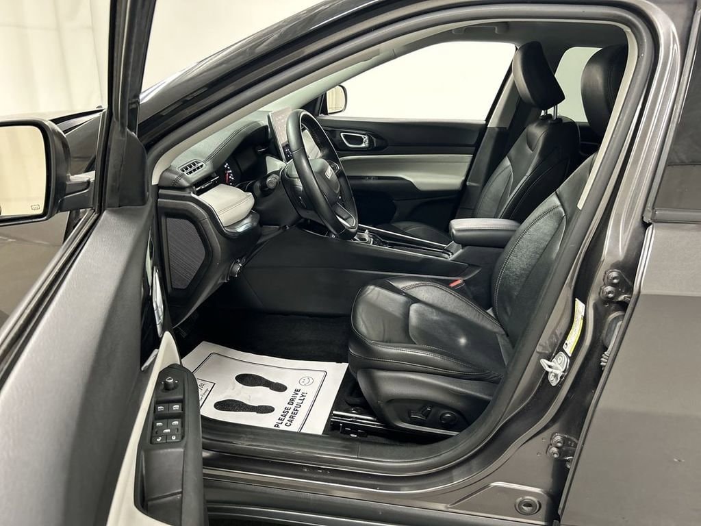 2022 Jeep Compass Limited - Photo 9
