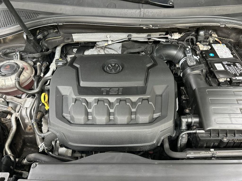 2018 Volkswagen Tiguan SE - Photo 24