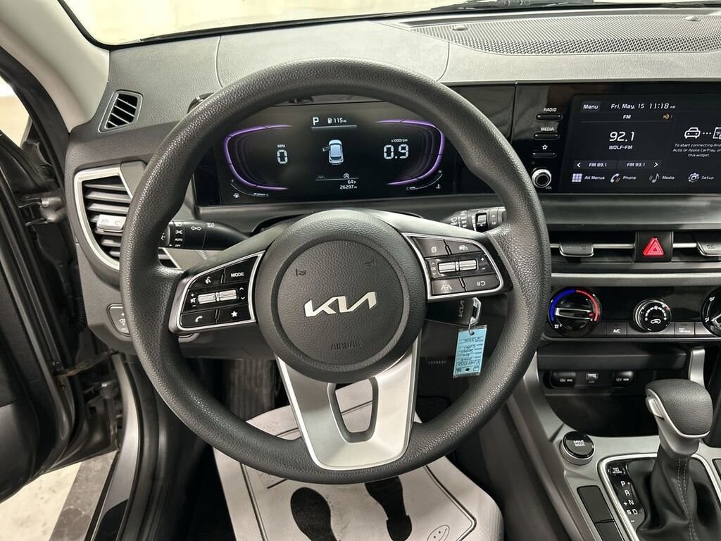 Used 2024 Kia Seltos LX SUV