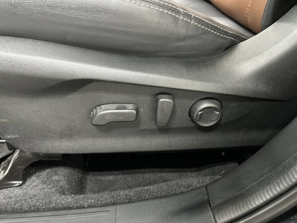 2023 Subaru Forester Touring - Photo 10
