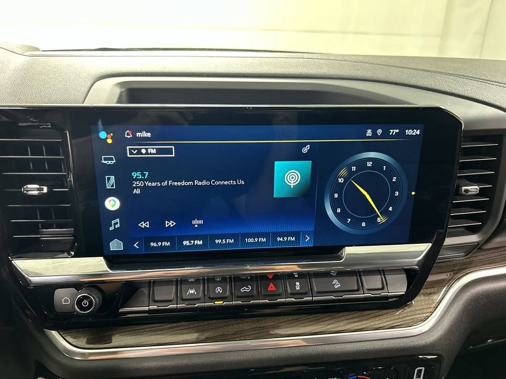 2022 Chevrolet Silverado 1500 RST - Photo 14