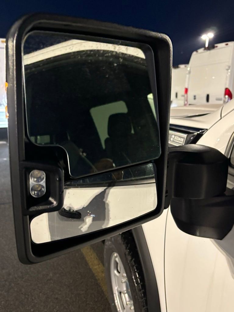 2025 GMC Sierra 2500HD Pro - Photo 9