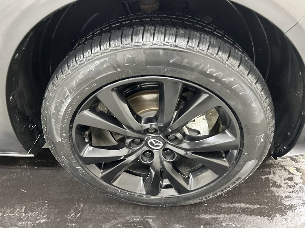 2024 Mazda CX-30 Carbon Turbo - Photo 8