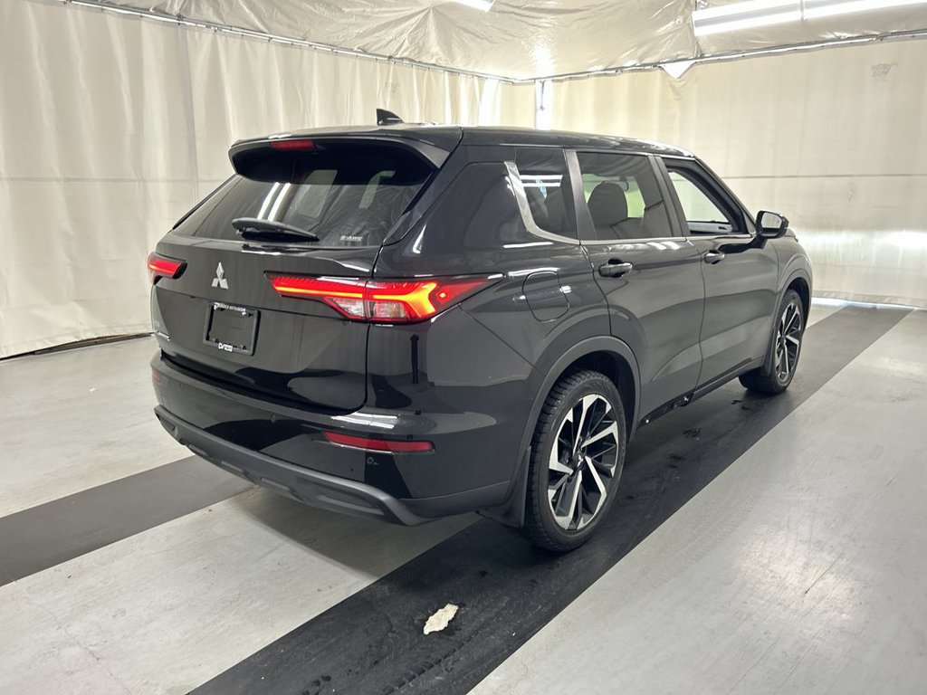 Used 2022 Mitsubishi Outlander ES