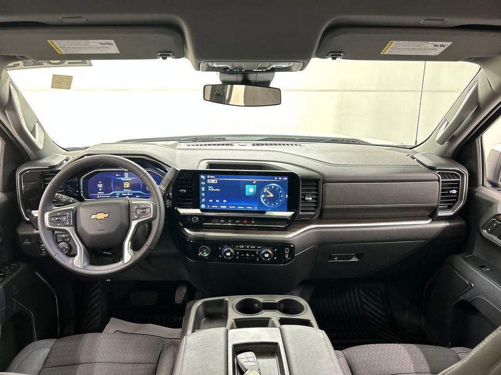 2023 Chevrolet Silverado 1500 LT - Photo 18