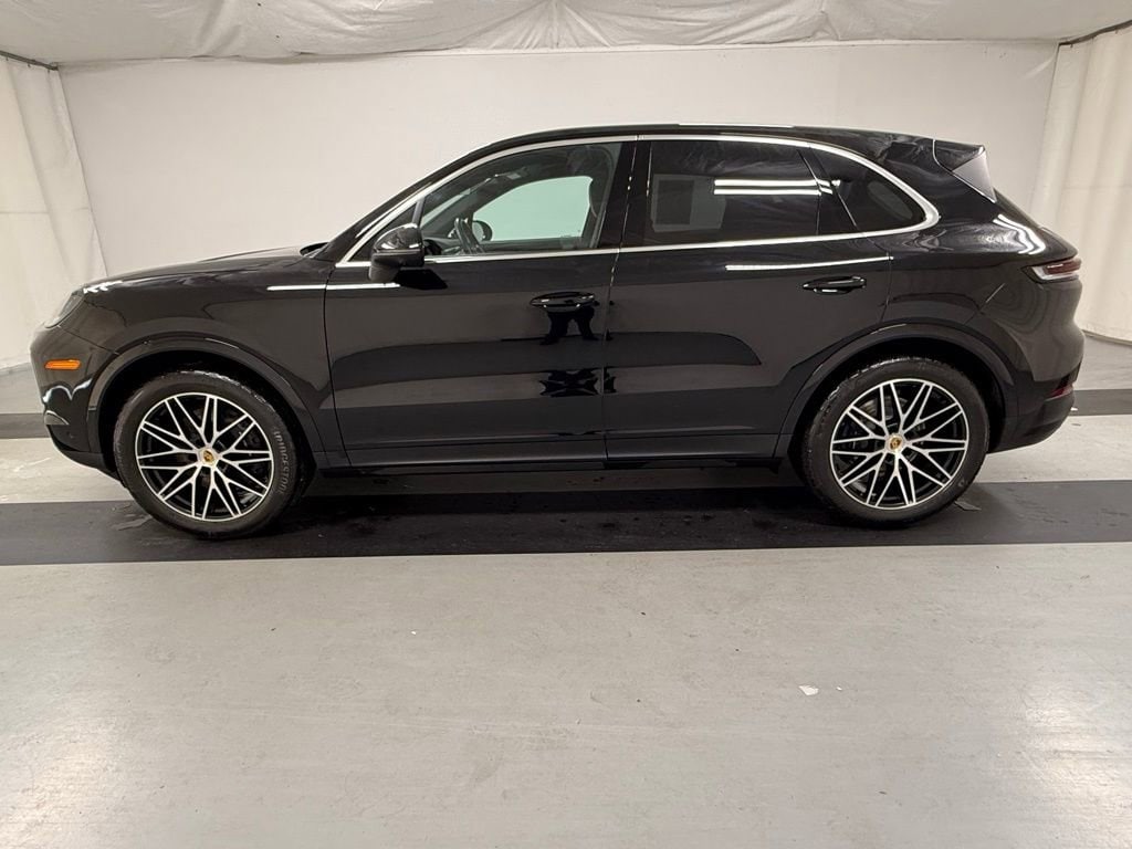 Used 2024 Porsche Cayenne AN SUV