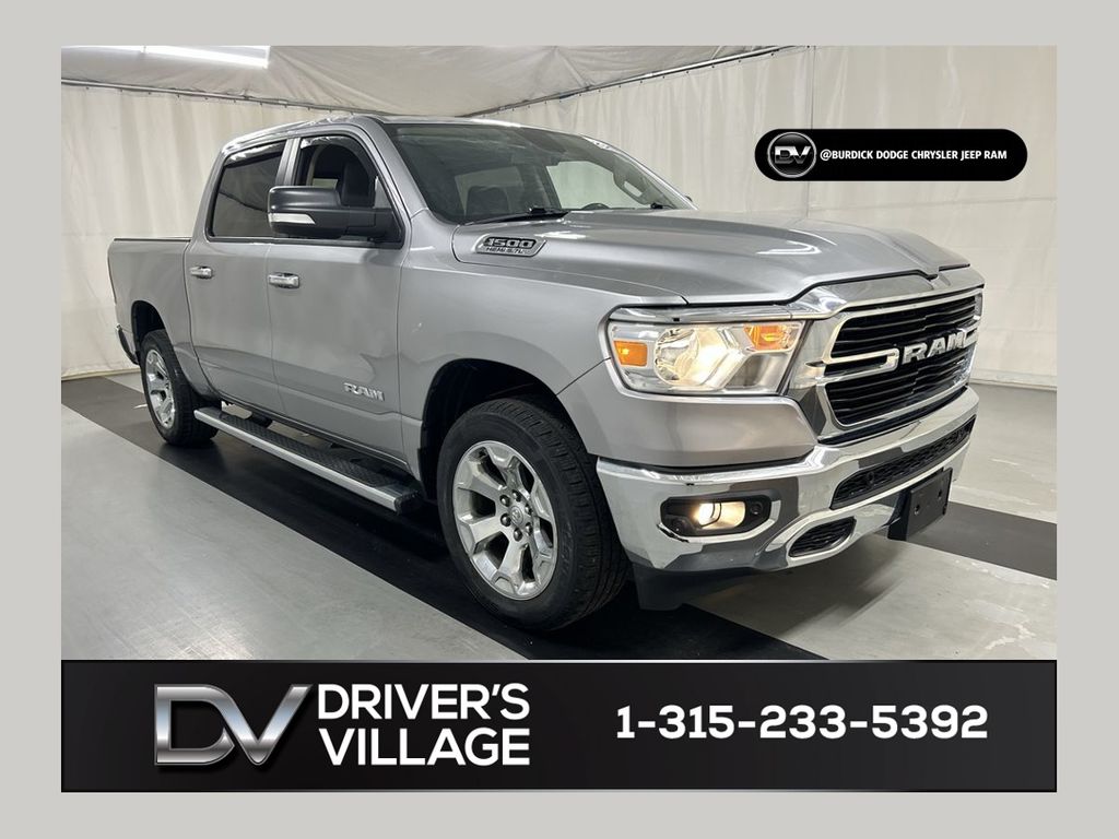 2020 RAM 1500 Big Horn/Lone Star 4x4 Crew Cab 5'7's photo