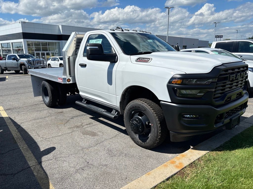 2026 RAM 3500 Chassis Tradesman - Photo 21