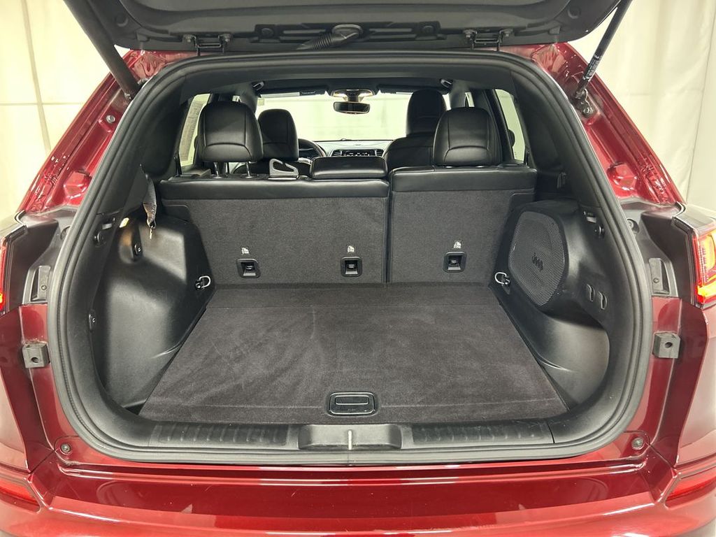 2020 Jeep Cherokee High Altitude - Photo 22