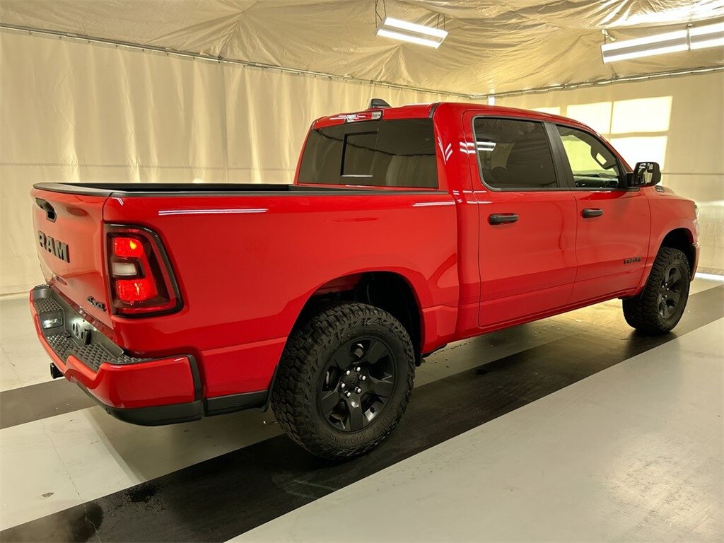 2025 Ram 1500 Tradesman photo 2