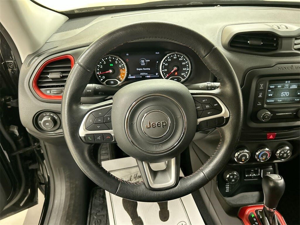 2017 Jeep Renegade Trailhawk photo 4