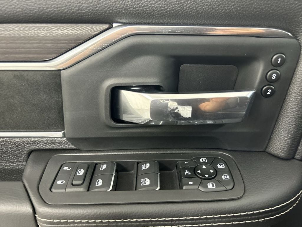 2026 RAM 2500 Laramie - Photo 14