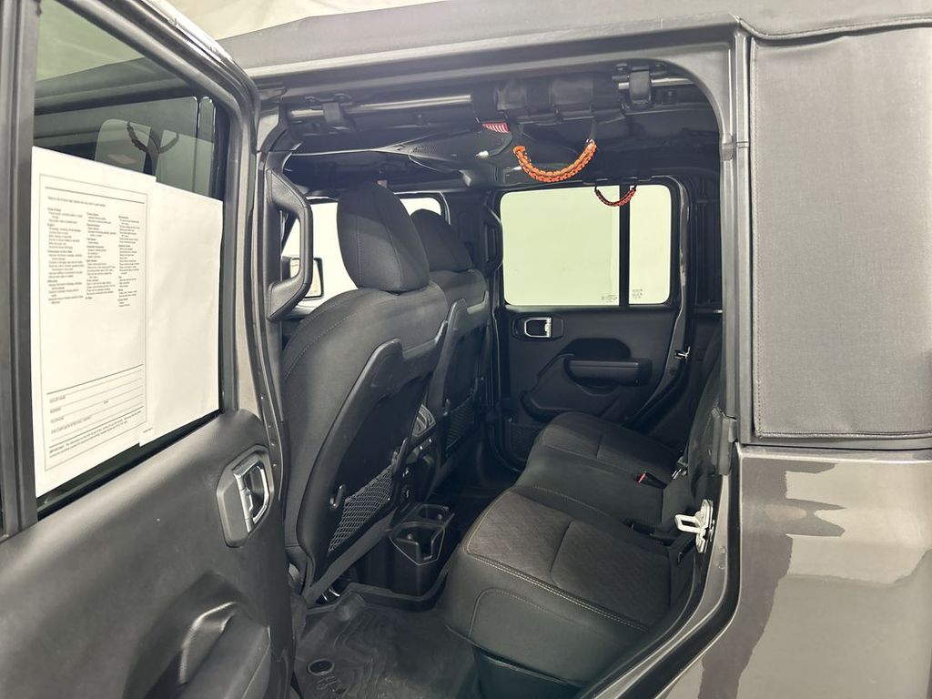 2024 Jeep Gladiator Mojave - Photo 17