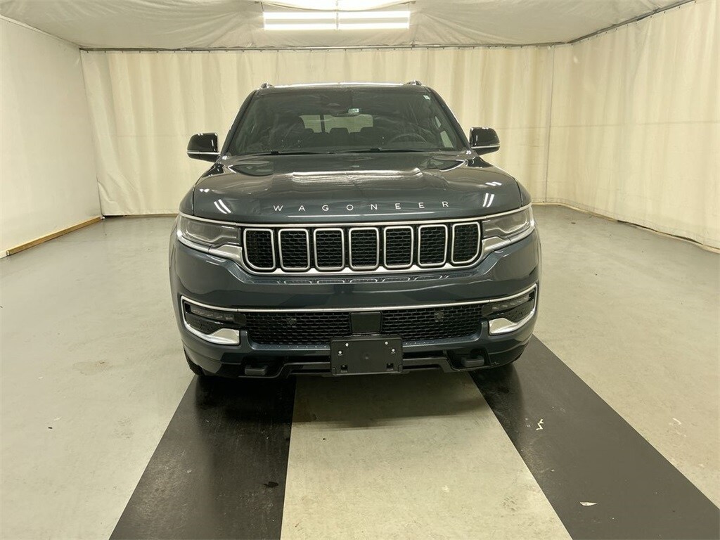 2024 Jeep Wagoneer L Base photo 3