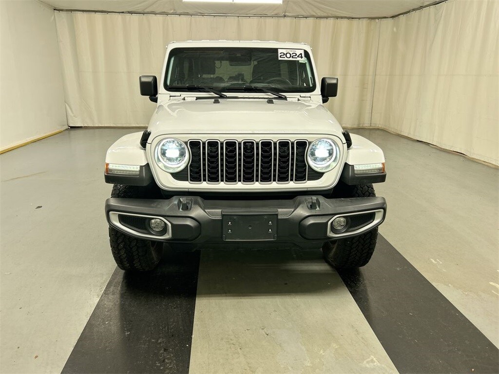 Used 2024 Jeep Wrangler Sahara SUV