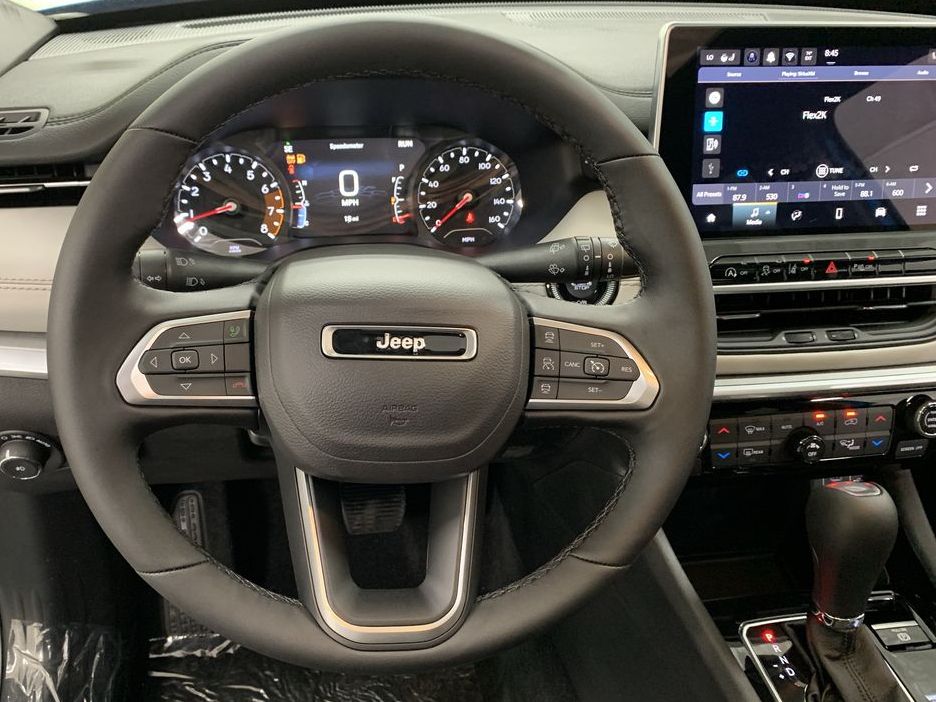 2025 Jeep Compass Limited - Photo 10