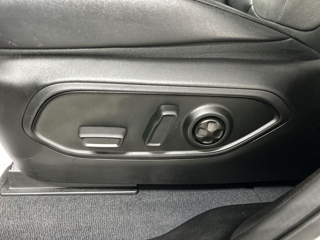 2023 Jeep Grand Cherokee L Altitude - Photo 10