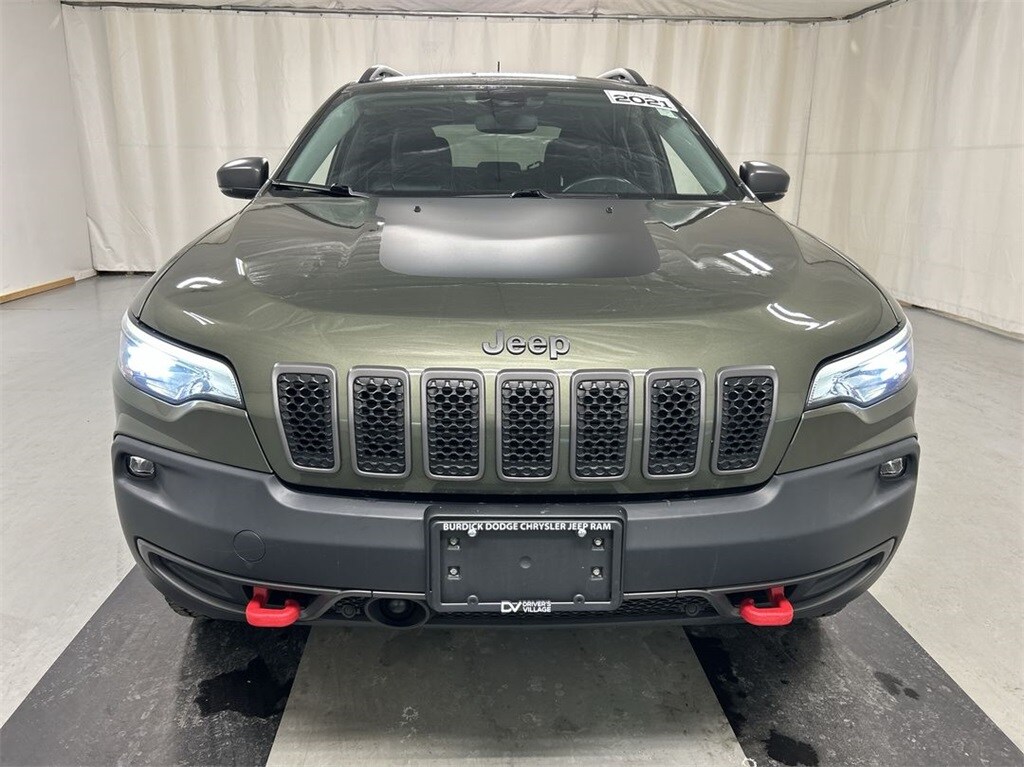 2021 Jeep Cherokee Trailhawk photo 3
