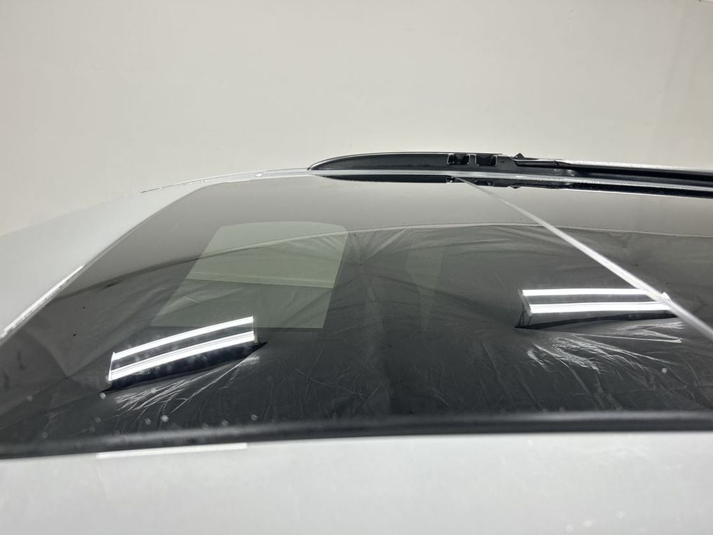 2026 Chrysler Pacifica Limited - Photo 8