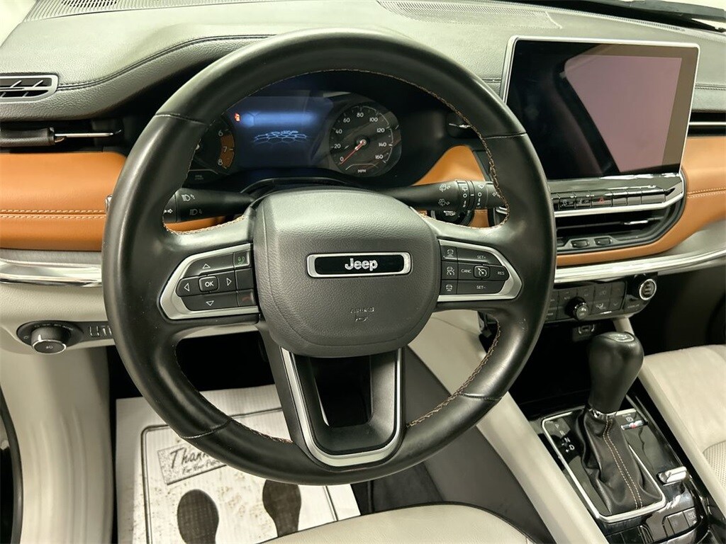 2022 Jeep Compass Limited photo 3