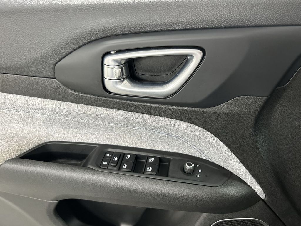 2023 Jeep Compass Latitude - Photo 11