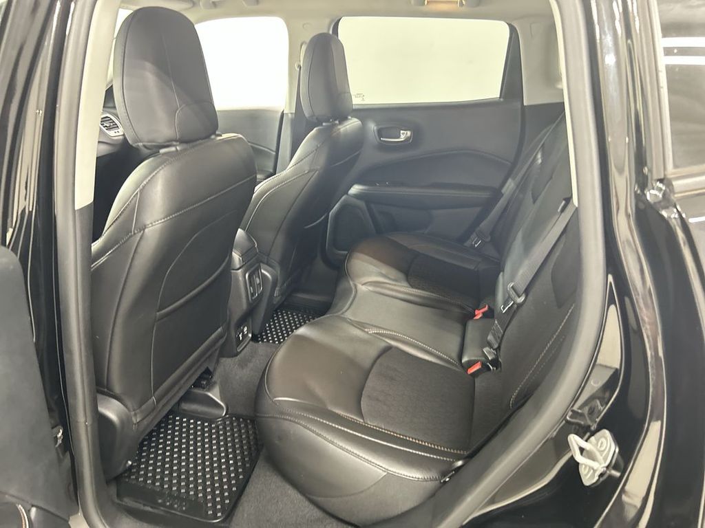 2020 Jeep Compass Latitude - Photo 20