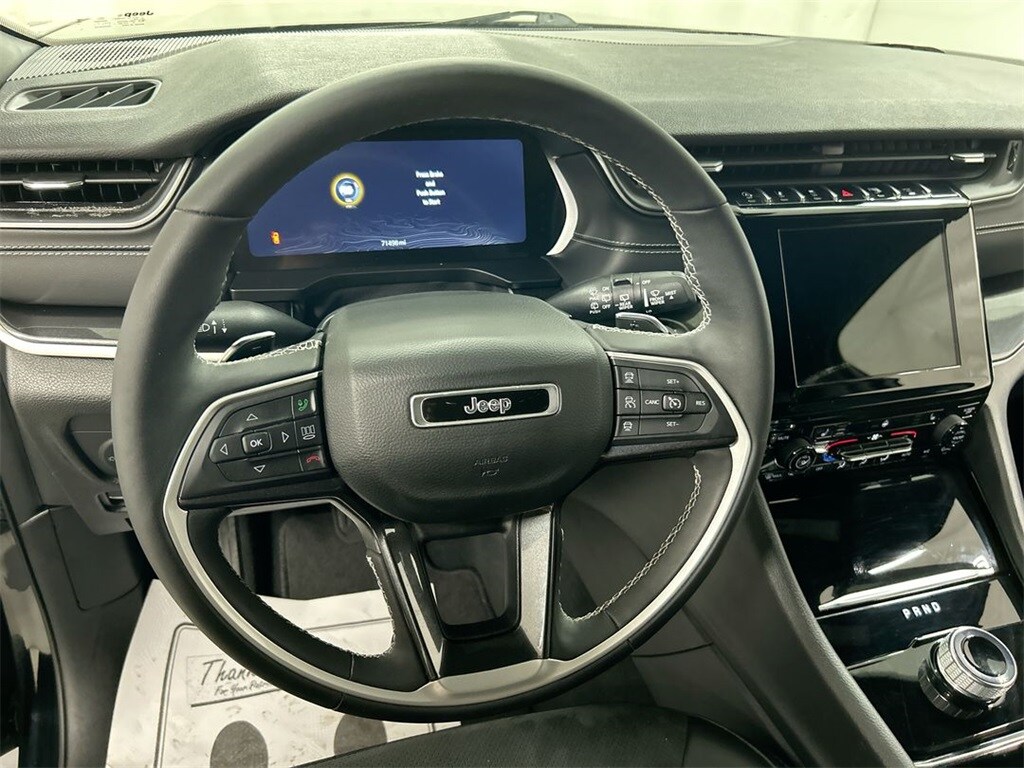 2023 Jeep Grand Cherokee Altitude photo 4