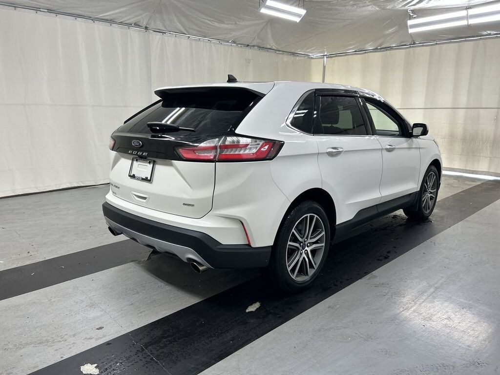 Used 2022 Ford Edge Titanium SUV