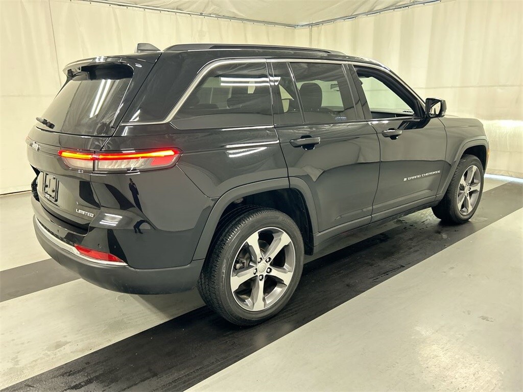 Used 2024 Jeep Grand Cherokee Limited SUV