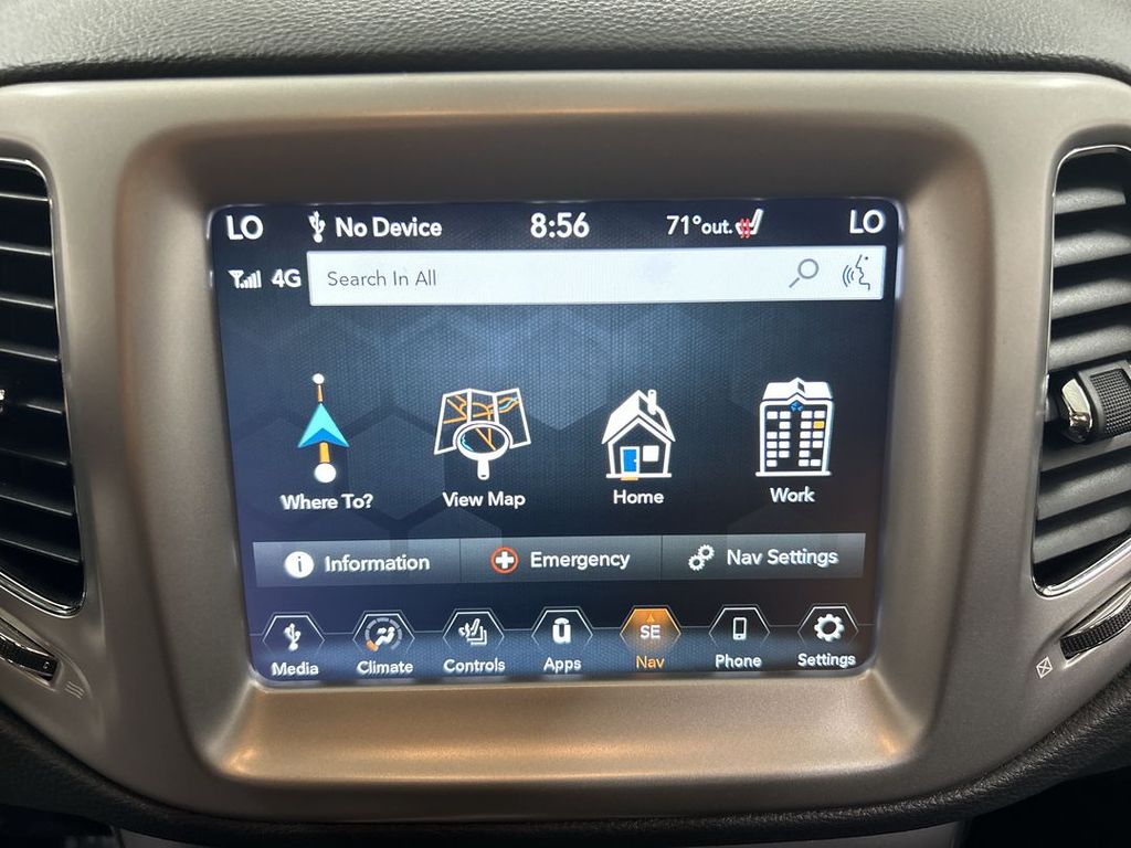 2020 Jeep Compass Latitude - Photo 16