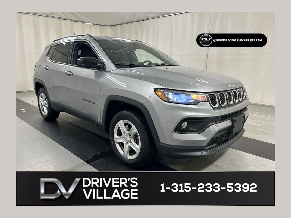 2023 Jeep Compass Latitude - Photo 1