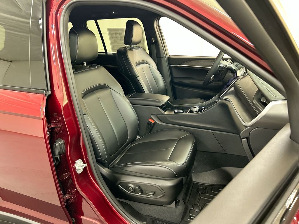 2025 Jeep Grand Cherokee Limited - Photo 23