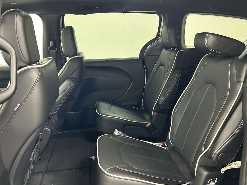 2026 Chrysler Pacifica Limited - Photo 21