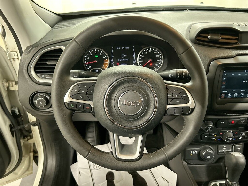 2019 Jeep Renegade Latitude photo 3