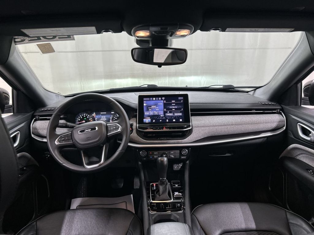 2023 Jeep Compass Latitude - Photo 18