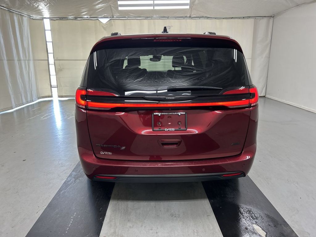2023 Chrysler Pacifica Touring L - Photo 22