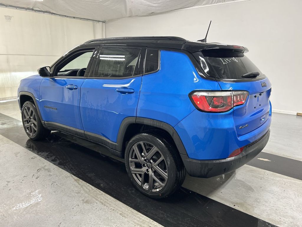 2025 Jeep Compass Limited - Photo 6