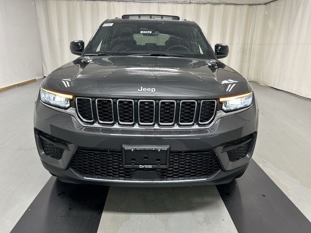 New 2026 Jeep Grand Cherokee LAREDO X 4X4 Sport Utility