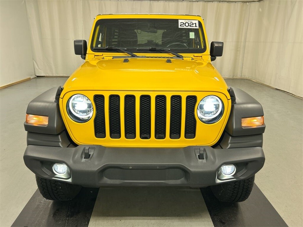 2021 Jeep Wrangler Unlimited Sport Altitude photo 3